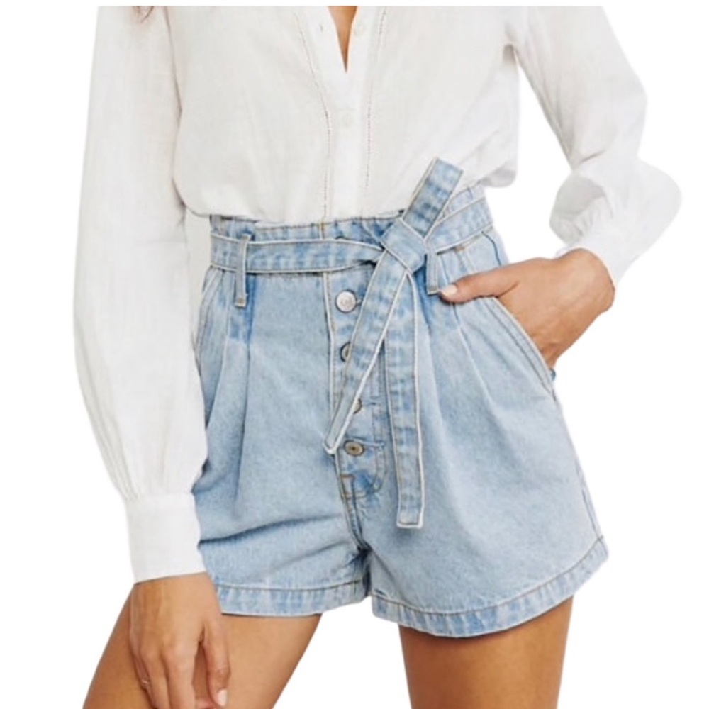 Abercrombie Natural Rise Paperbag Tie Waist Button Front Denim Shorts